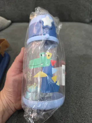 Botella agua infantil dinosaurio