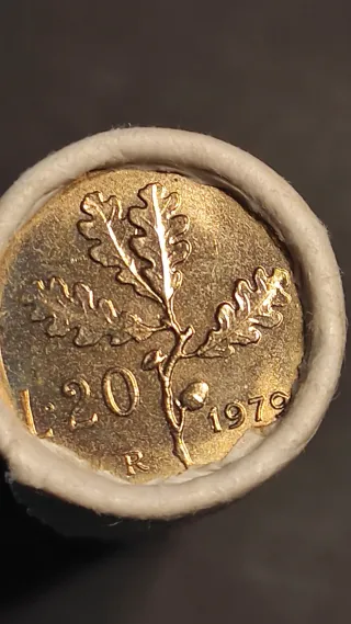 N. 2 rotoli da 20 Lire , FDC , del 1974 e 1979