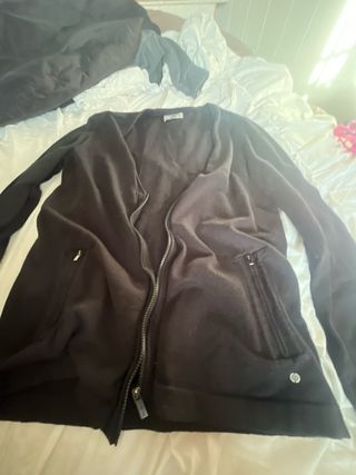 Cardigan nero con zip