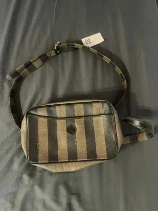 Borsa a tracolla Fendi a righe marrone e nera