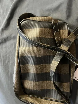 Borsa a tracolla Fendi a righe marrone e nera