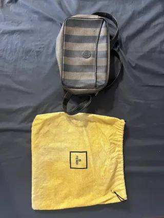 Borsa a tracolla Fendi a righe marrone e nera