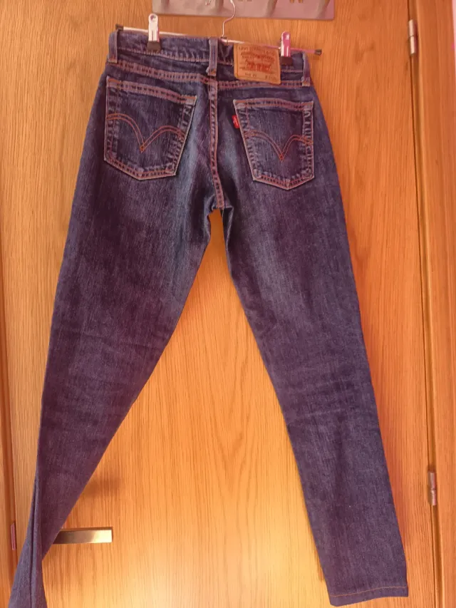 Vaqueros Levi's azules