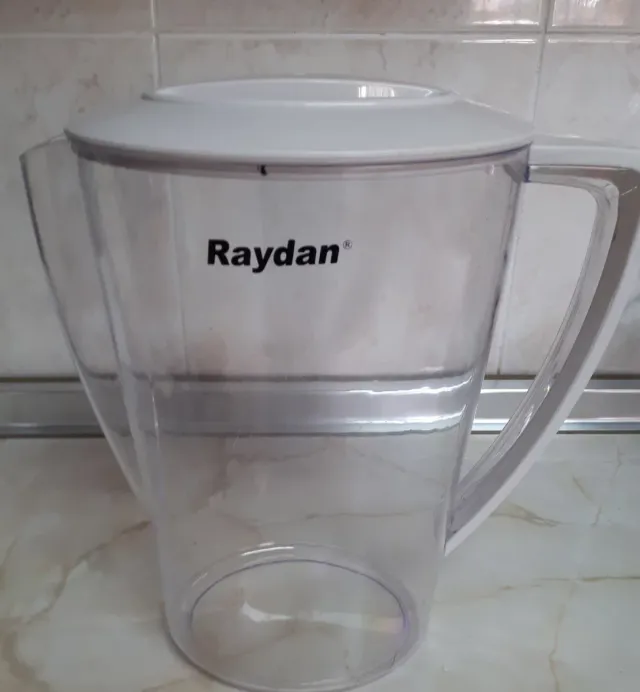Jarra filtradora de água Raydan transparente