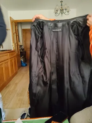 Abrigo de piel negro