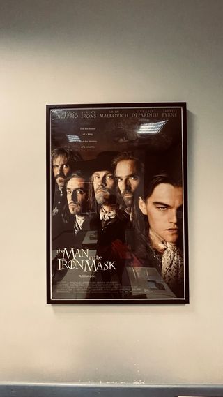 Varios pósters enmarcados - impecable estado