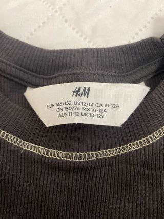 Camiseta H&M negra