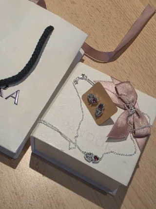 Conjunto Pandora Corazones Rojo y Plata