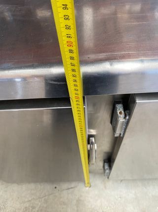 Bajo mostrador refrigerado 4 puertas