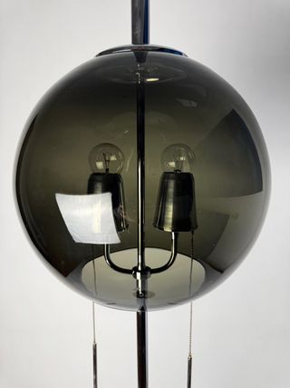 Lámpara de pie años 60 vidrio ahumado y metal