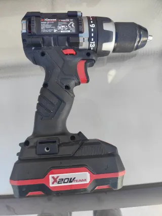 Taladro Parkside Performance con Batería y Cargado