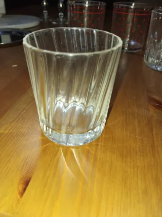 Set 7 Bicchieri Acqua Vetro Rosso