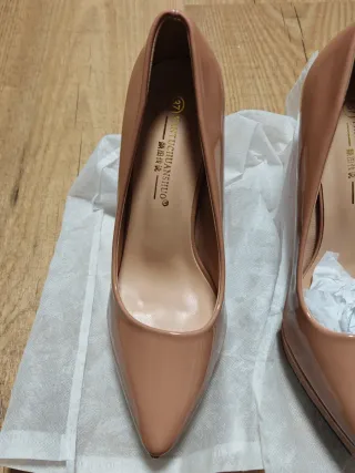 Tacones Aguja Beige Talla 37 Nuevos