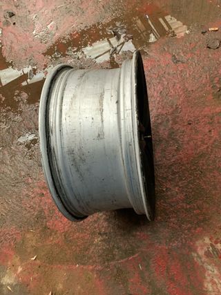 Llanta 17 Volkswagen Negra