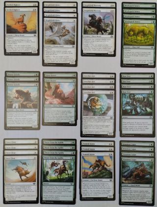 Pauper Bundle 2 decks Vehicle vs Saddle Magic MTG
