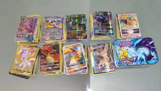Cartas Pokémon Variadas