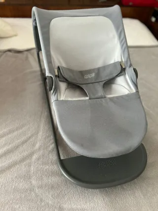 Silla mecedora para bebé