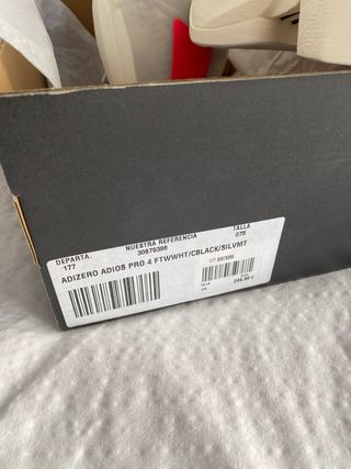 Adidas Adizero Adios Pro 4 talla 41 1/3