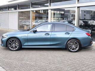 BMW 330E HIBRIDO ENCHUFABLE