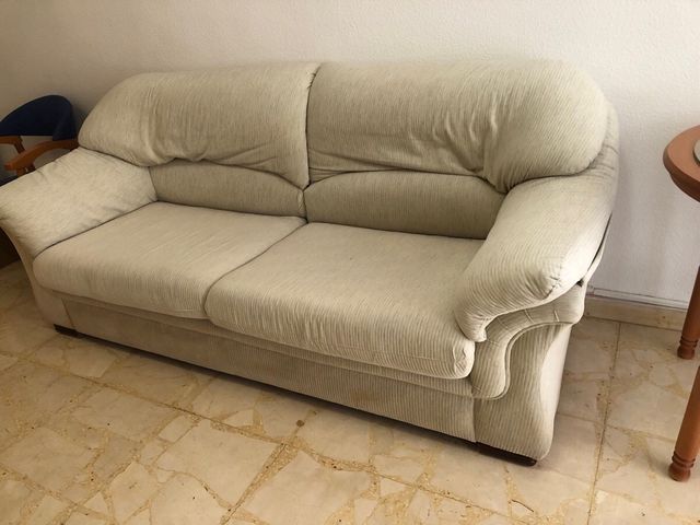 Sofá 2 plazas cómodo beige