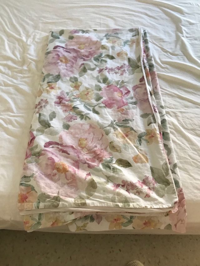 Funda Nórdica 1.60 Flores Rosas y Azules