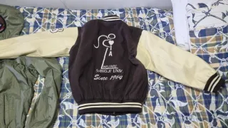 Cortavento reversibile SANTA CRUZ e felpa K-pop