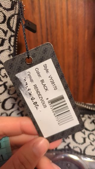 Bolso de asa corta marca Guess nuevo con etiqueta