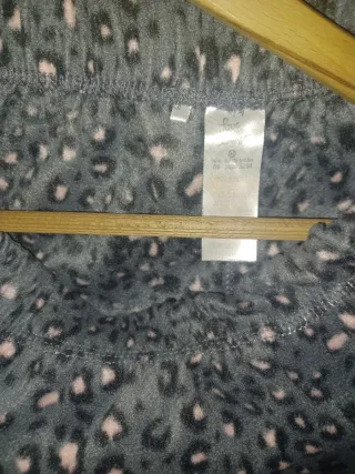 Pijama afelpado, rosa y leopardo gris, Love Lounge