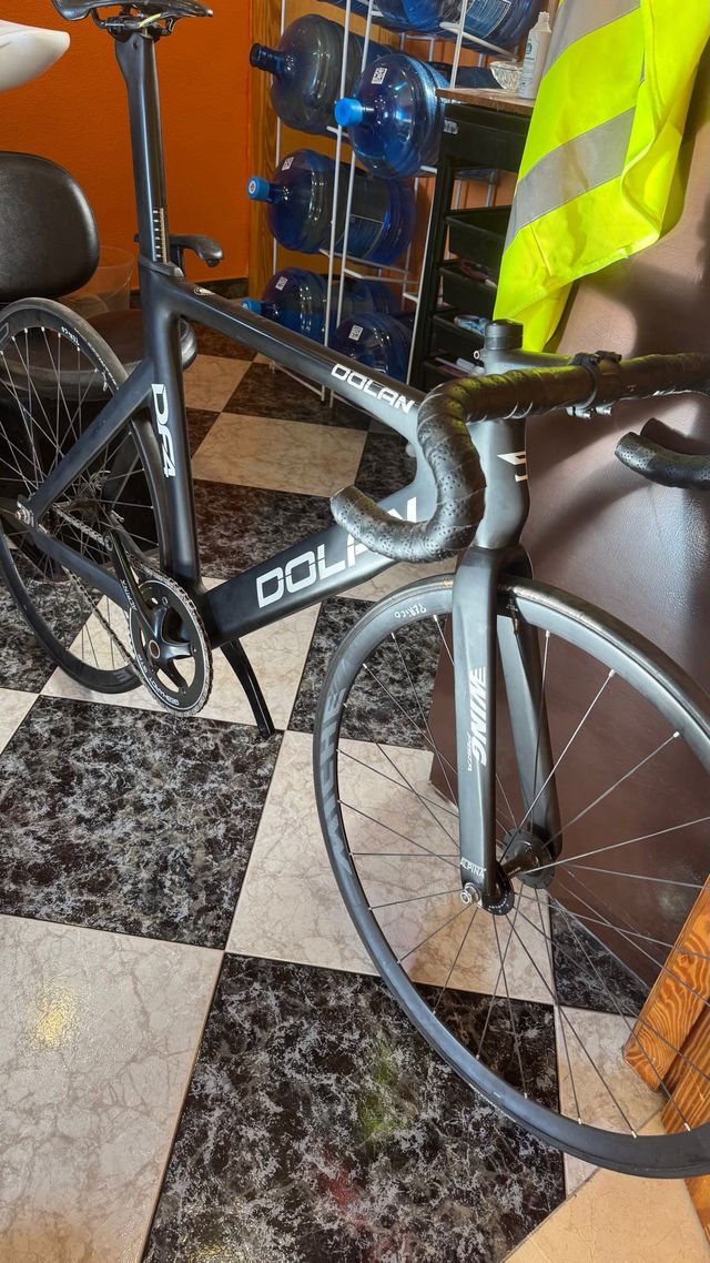 Dolan DF4 Talla 57 + manillar 3T