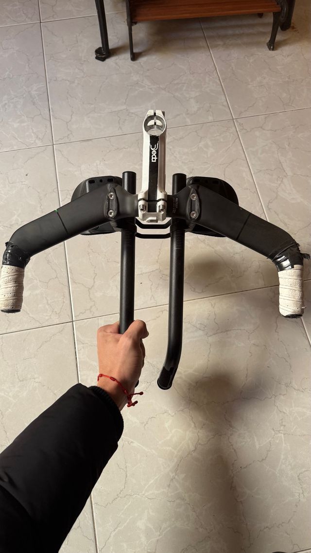 Dolan DF4 Talla 57 + manillar 3T