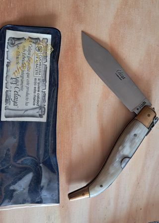 Lotto 3 Coltelli Celaya Bustos y Sotos