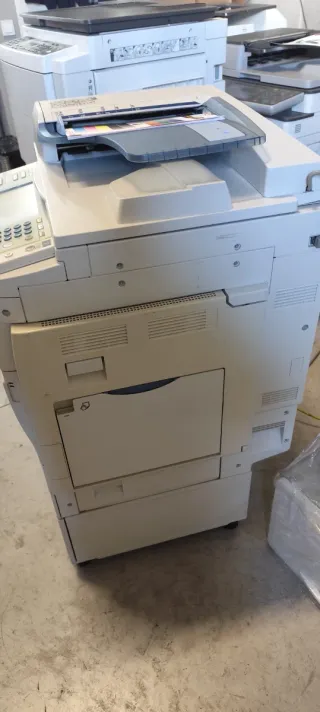 Fotocopiadora Ricoh Aficio MPC2051 A3 Color