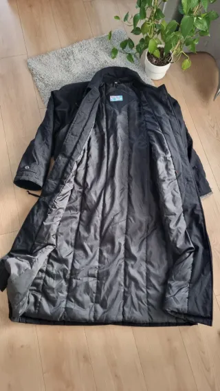 Gabardina Sundazed Negra Bermuda