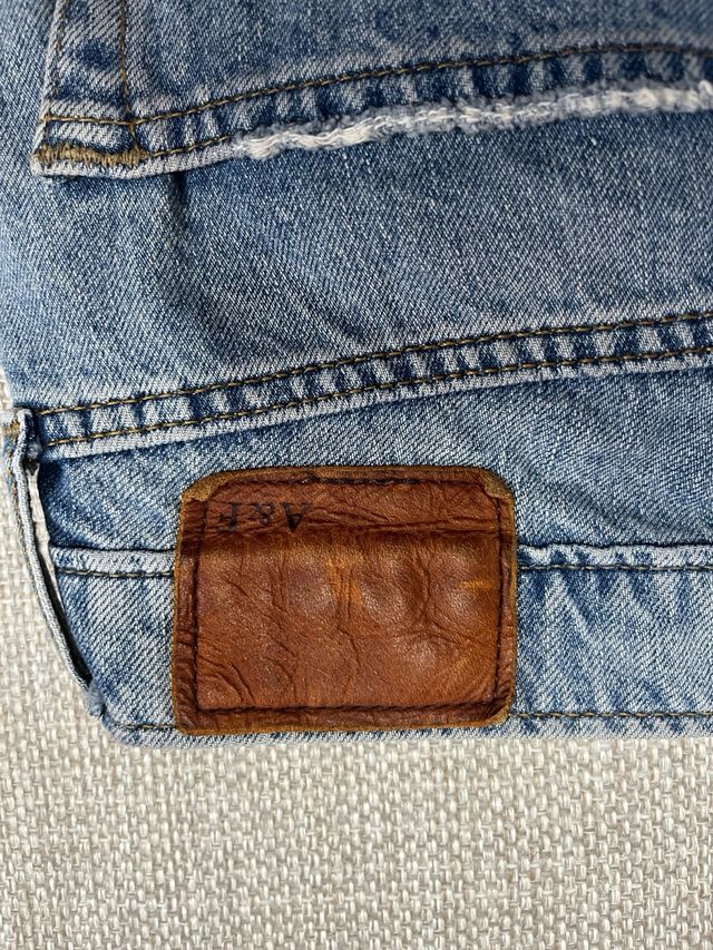 Vaqueros Abercrombie Talla 34 Rasgados