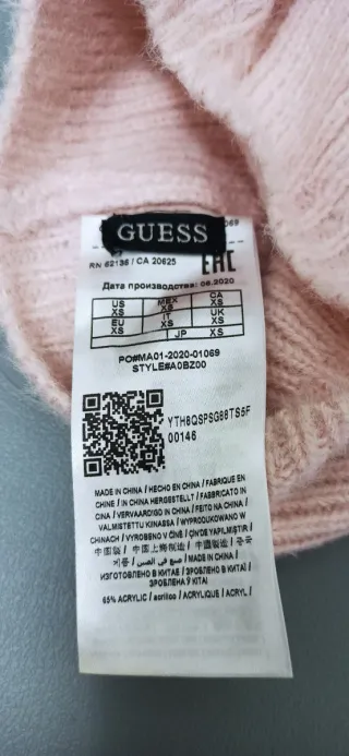 Cappello bimba con pompon bianco e cuore