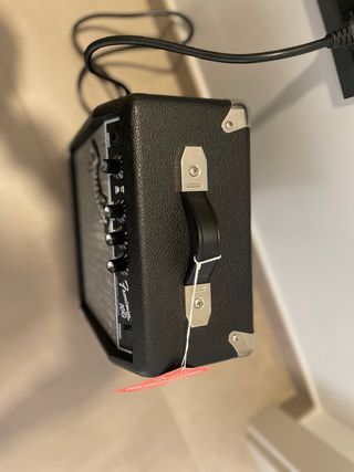 Amplificatore Fender Frontman 10G