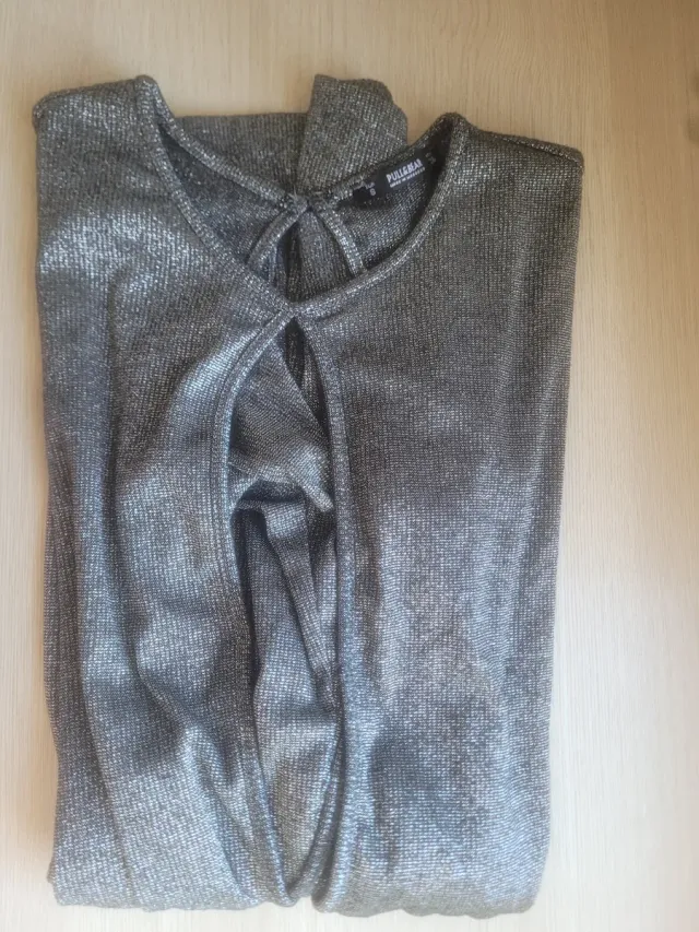 Mono corto plateado fiesta.