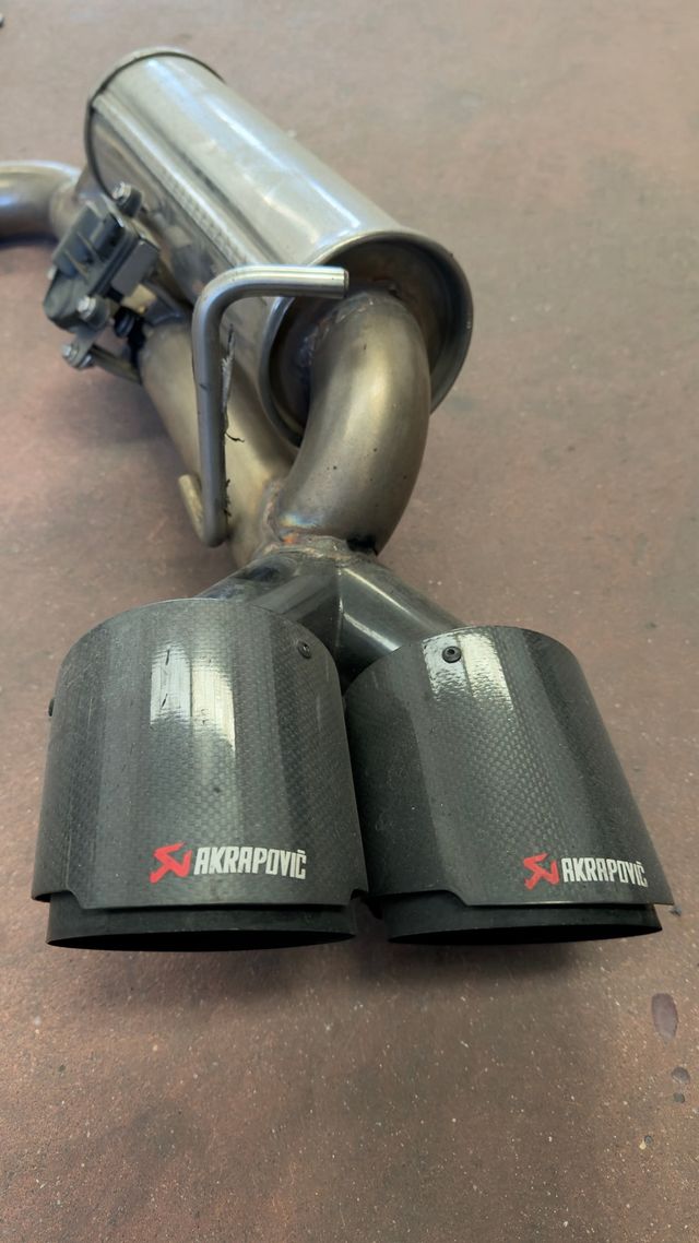 Línea de escape con válvula Panamera