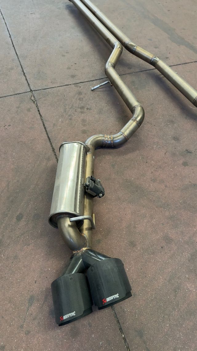 Línea de escape con válvula Panamera