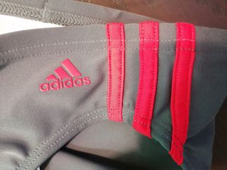 Bañador Adidas Gris Talla XL (15-16 años)