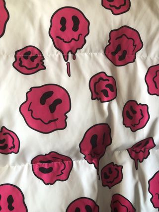 Cazadora SHEIN Talla M Estampado Smiley