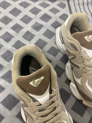 New Balance 9060 Beige/Marrón unisex