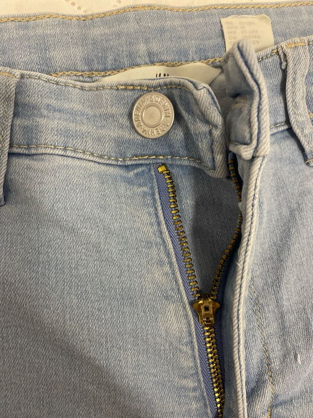 Vaqueros acampanados azules