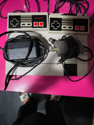 Consola Nintendo Entertainment System 1984