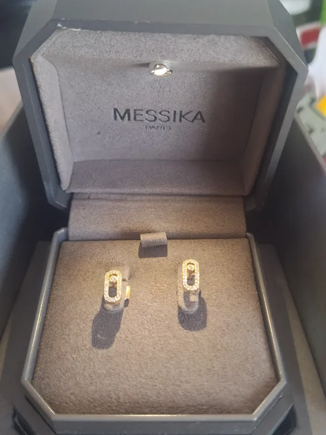 Pendientes Messika Oro750 con diamantes