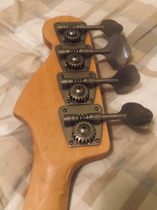 Bajo Fender Jazz Bass RI 75 Japan 1994