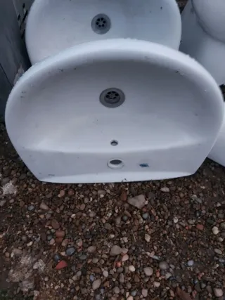 Lavabo de cerámica blanco 20e la unidad