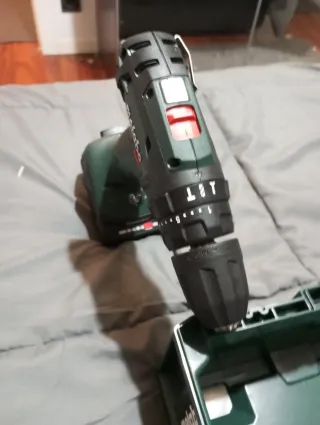 Rebajas!Taladro Percutor Atornillador Metabo SB 18