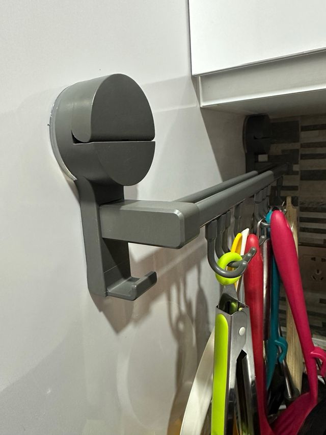 Suporte Multifuncional de Cozinha com Ventosa