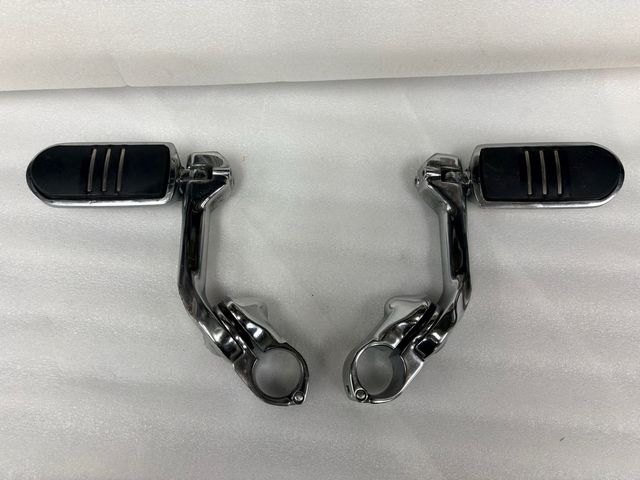 Estriberas H-D Cromo Regulables